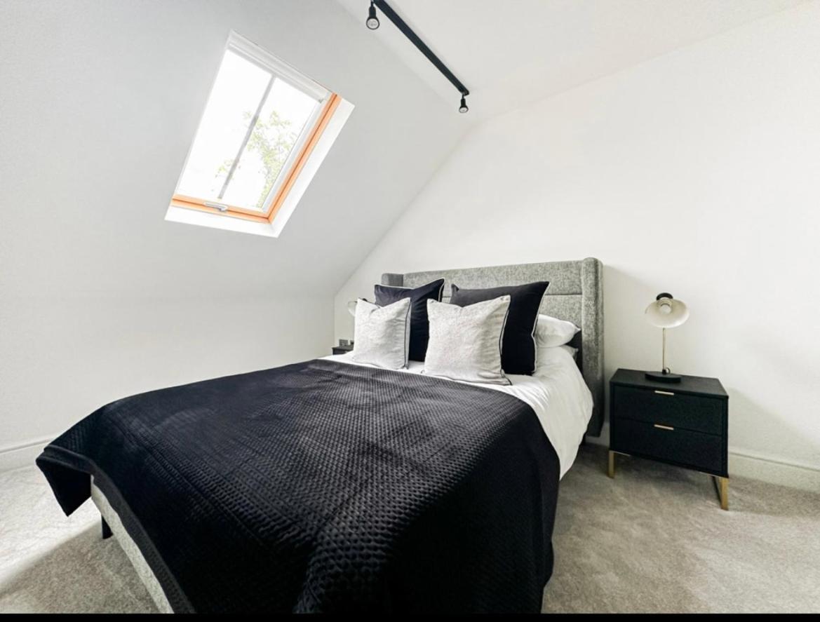 Apartment 2 Bedroomed By Sefton Park And Spire Hospital