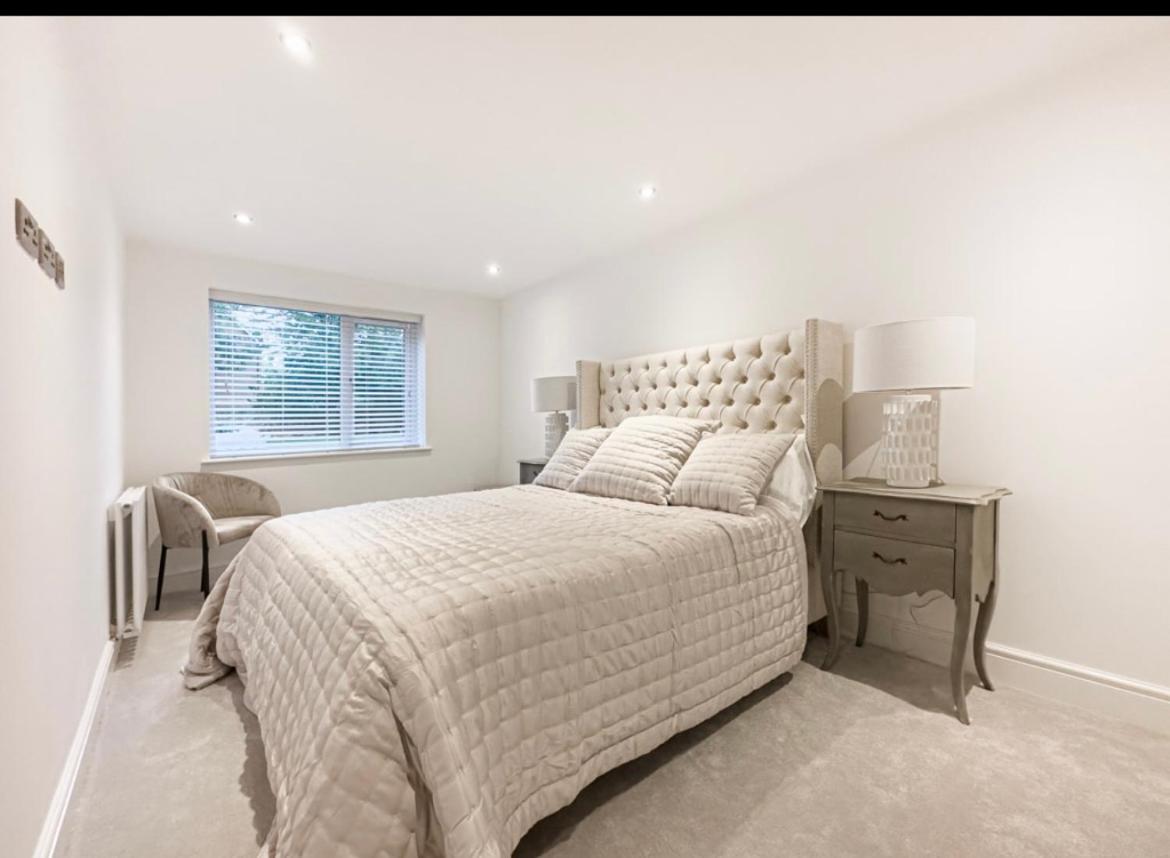 Apartamento 2 Bedroomed By Sefton Park And Spire Hospital Liverpool