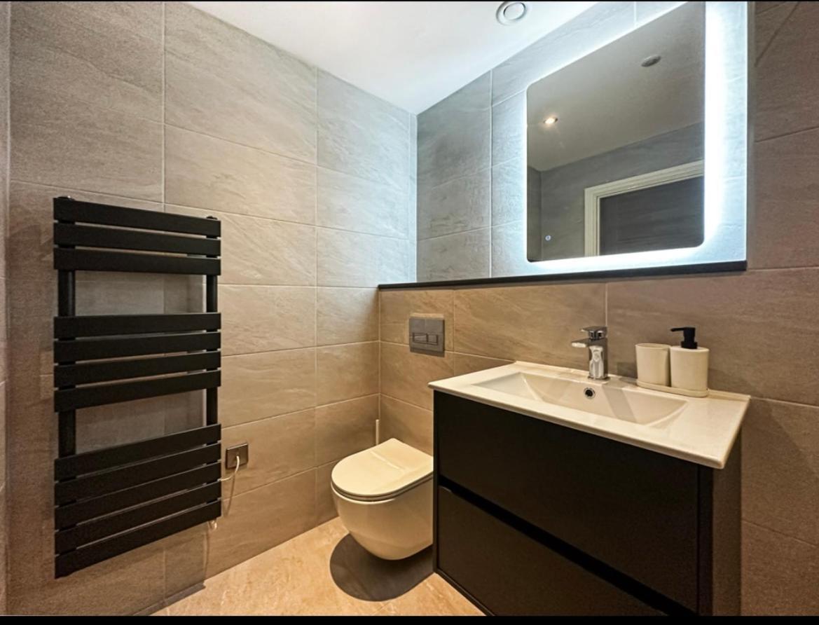 Apartamento 2 Bedroomed By Sefton Park And Spire Hospital Liverpool